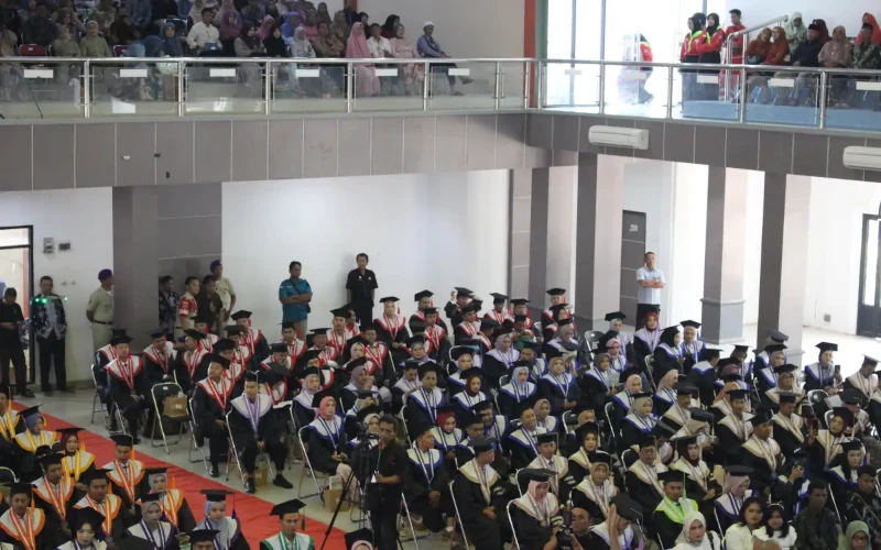 Wisuda Universitas Wiralodra Gelombang I 2024