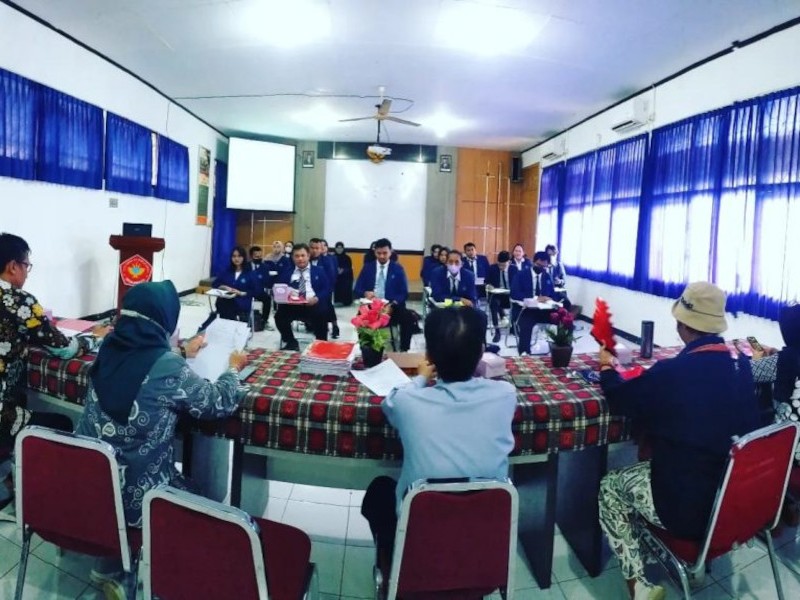 seminar_atau_ujian_proposal